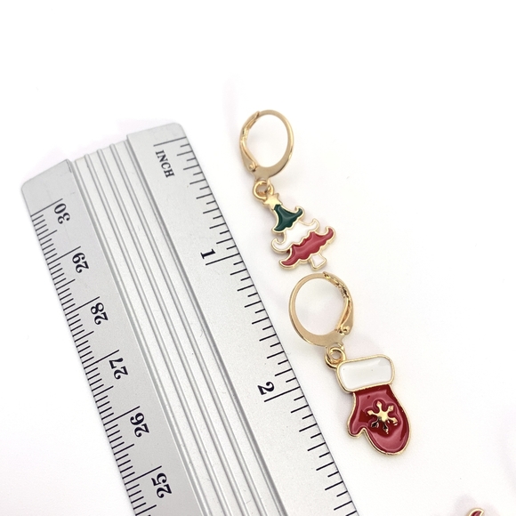 2 Pairs! Christmas Tree and Glove Earrings - Picture 5 of 5